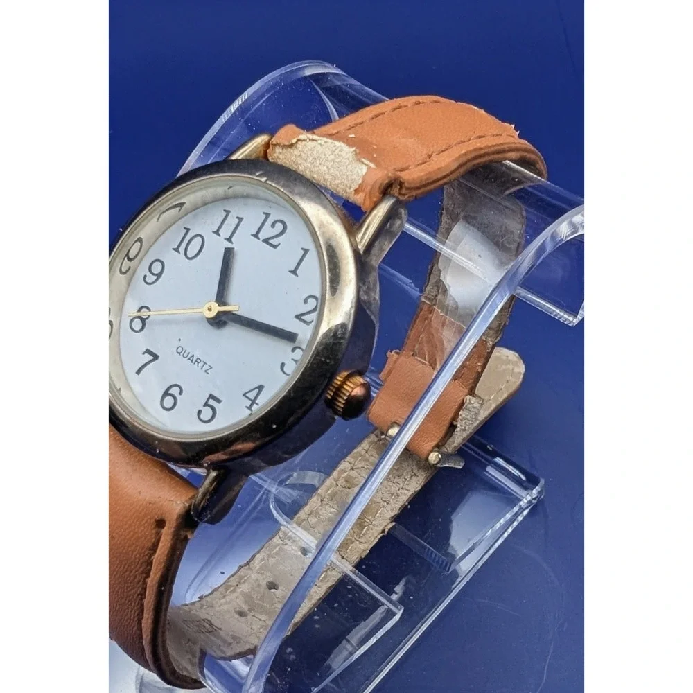 Women's Brown Buckle‎ Band Analog Watch - New Battery